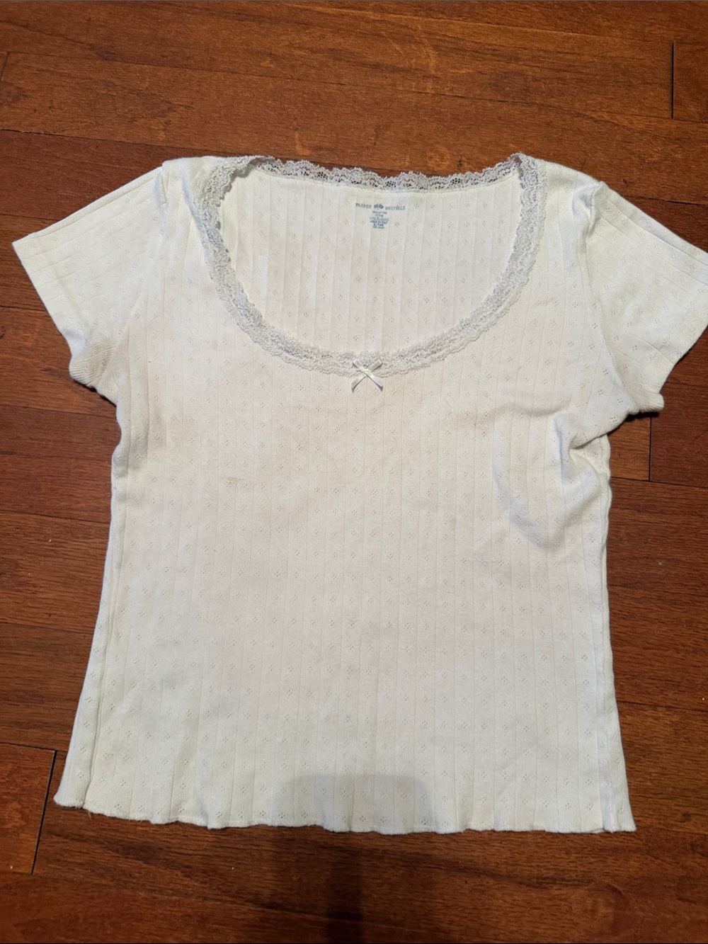 Brandy Melville White Lace-Trim Scoop Neck Short Sleeve Top